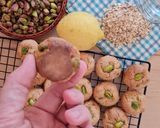 Foto del paso 4 de la receta: Galletas de avena y pistacho 🥣