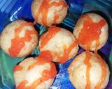 Foto langkah ke 8 dari resep Bola Bola Ubi Kayu Isi Ayam.