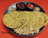 कुळीथ पुदिना पराठा (Kulith pudina paratha recipe in marathi) रेसिपी स्टेप 4 फोटो 