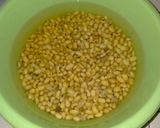 Foto langkah ke 3 dari resep Tempe HomeMade Bentuk Segitiga di Bungkus Daun Pisang (dari Kacang Kedelai Putih).