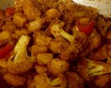 मसालेदार आलू-गोभी (masaledar aloo gobhi recipe in Hindi) रेसिपी चरण 5 फोटो