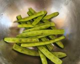 A picture of step 1 of Cluster beans potato sabji.