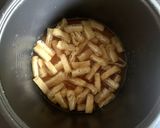 A picture of step 2 of ‘Abura-age’ (Fried Thin Tofu) Soy Sauce Rice.