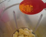 A picture of step 4 of Garlic paste.