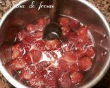Foto del paso 1 de la receta Flan de huevo y queso, con fresas confitadas