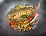 貝里斯辣醬 × 台式紅燒黃魚的食譜步驟4照片