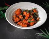 กากหมูผัดพริกแกง วิธีทำสูตร 5 รูป