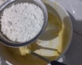 Foto langkah ke 3 dari resep Eggless Pan Bake Cookies.