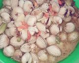 Foto langkah ke 3 dari resep Kerang dara saos tiram.