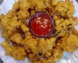 A picture of step 5 of Noodles pakoray.
