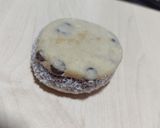 Foto del paso 6 de la receta: Alfajores con chispas 🍫