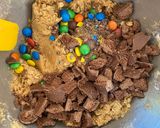 A picture of step 5 of M&Ms chocolate cookies.