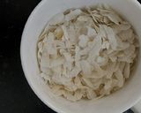 A picture of step 1 of Panchamrut Poha.
