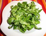 Foto del paso 3 de la receta Ensalada de canónigos con pollo y parmesano