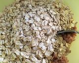 Foto del paso 2 de la receta: Tortitas de atún con avena