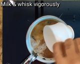 A picture of step 4 of Onion Chai.