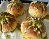 Foto langkah ke 5 dari resep Korean garlic bread.
