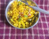 A picture of step 5 of Batata Poha.