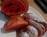 Foto langkah ke 15 dari resep Croissant red velvet.