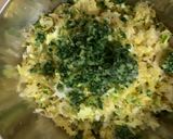 Foto del paso 2 de la receta: Buñuelos de escarola