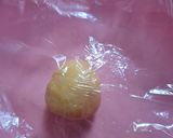 Foto langkah ke 3 dari resep Pastel Gulung Rogout.