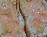 Foto del paso 4 de la receta: Pan con ajo al estilo italiano y sal negra