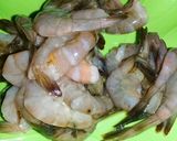 Foto langkah ke 1 dari resep Sambal tumpang + Udang.