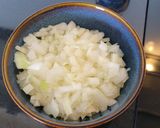 A picture of step 1 of E!'s Panang Curry with Chicken.