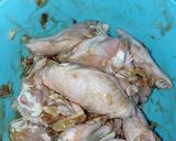 Foto langkah ke 3 dari resep Ayam goreng bawang putih.