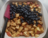 Foto del paso 2 de la receta: Crumble de manzana con moras azules