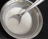 A picture of step 4 of Raw banana stuffed cheesy bombs.