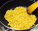 A picture of step 4 of Chana dal coconut barfi.