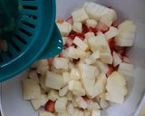 Foto del paso 1 de la receta: Ensalada de frutas de estación 🍊🍓🍎🍌