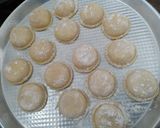 Foto del paso 4 de la receta: Sorrentinos caseros a la crema con puerro y cebolla de verdeo