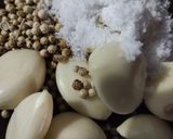 Foto langkah ke 2 dari resep Kerupuk sisa nasi.