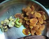 A picture of step 2 of Rice Kheer.