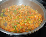 Foto del paso 4 de la receta: Conejo en salsa de tomate