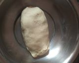 A picture of step 4 of Hari matar ki kachori.