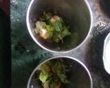 A picture of step 2 of Virgin mojito mocktails.