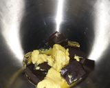 Foto langkah ke 2 dari resep Choco Almond Cakey Brownies.