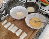 Foto del paso 4 de la receta Caponata siciliana con bacalao empanado sobre pan Naan