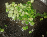Foto del paso 2 de la receta: Arroz con habas y caracoles