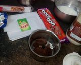 A picture of step 1 of Christmas baby choco cake.