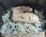 Foto del paso 2 de la receta: Solomillos al vino blanco en olla Essen