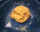 Foto langkah ke 2 dari resep Donat Labu Kuning.