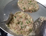 Foto del paso 3 de la receta: Tortitas de papa y atún 😋