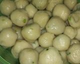 Foto langkah ke 3 dari resep Cilok ayam bawang.