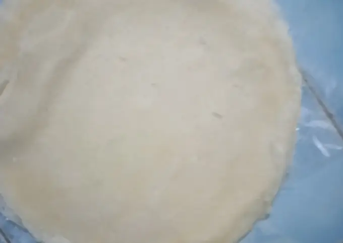 Langkah-langkah untuk membuat Cara bikin Martabak rumahan sederhana