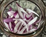 Foto del paso 3 de la receta: Cebolla encurtida casera
