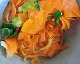 Foto del paso 5 de la receta: Ensalada caliente de vegetales, con timbal de arroz